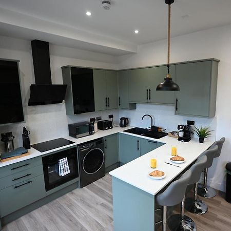Luxury Two Bed Apartment - Cardiff City Centre מראה חיצוני תמונה