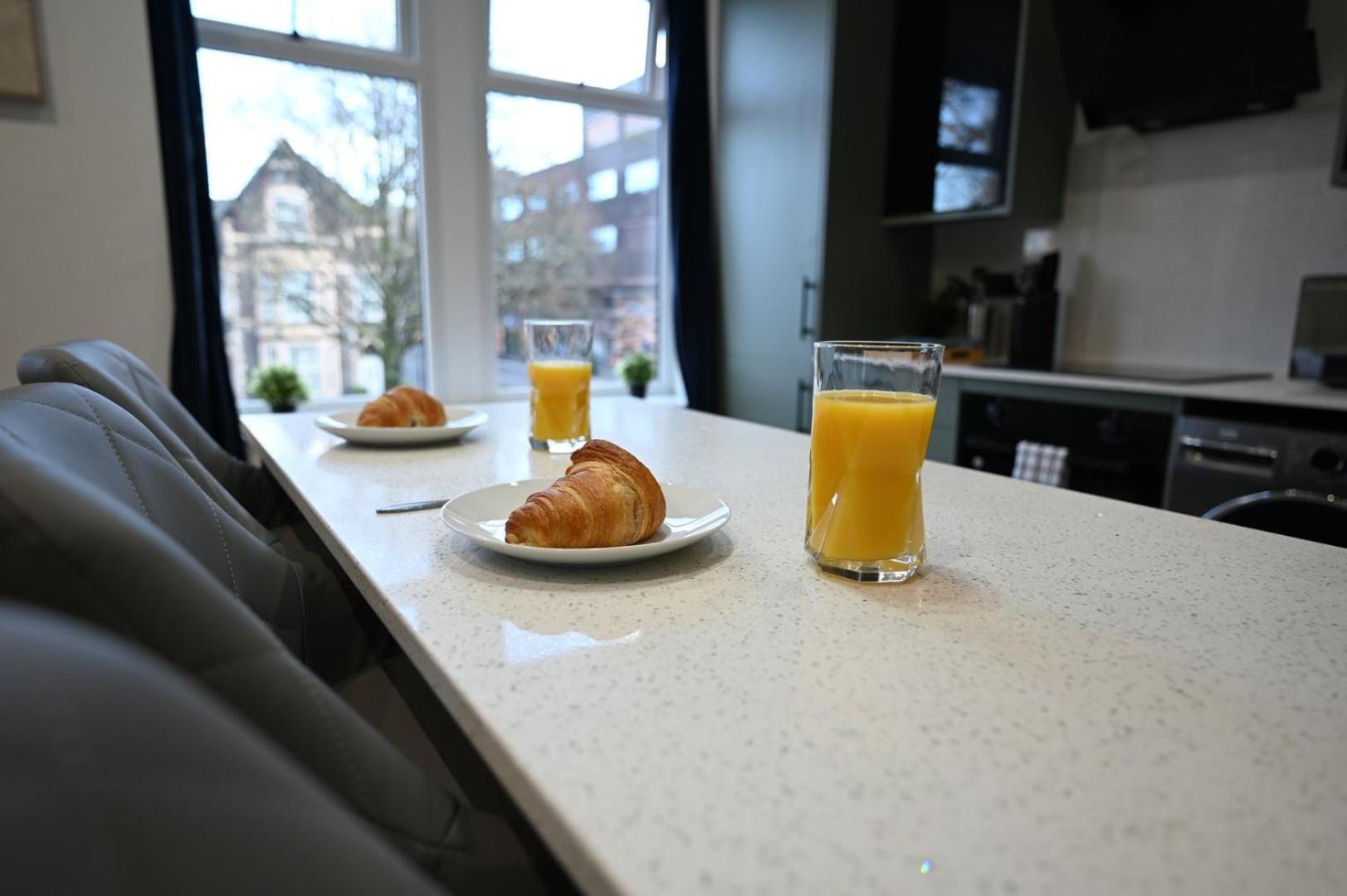 Luxury Two Bed Apartment - Cardiff City Centre מראה חיצוני תמונה