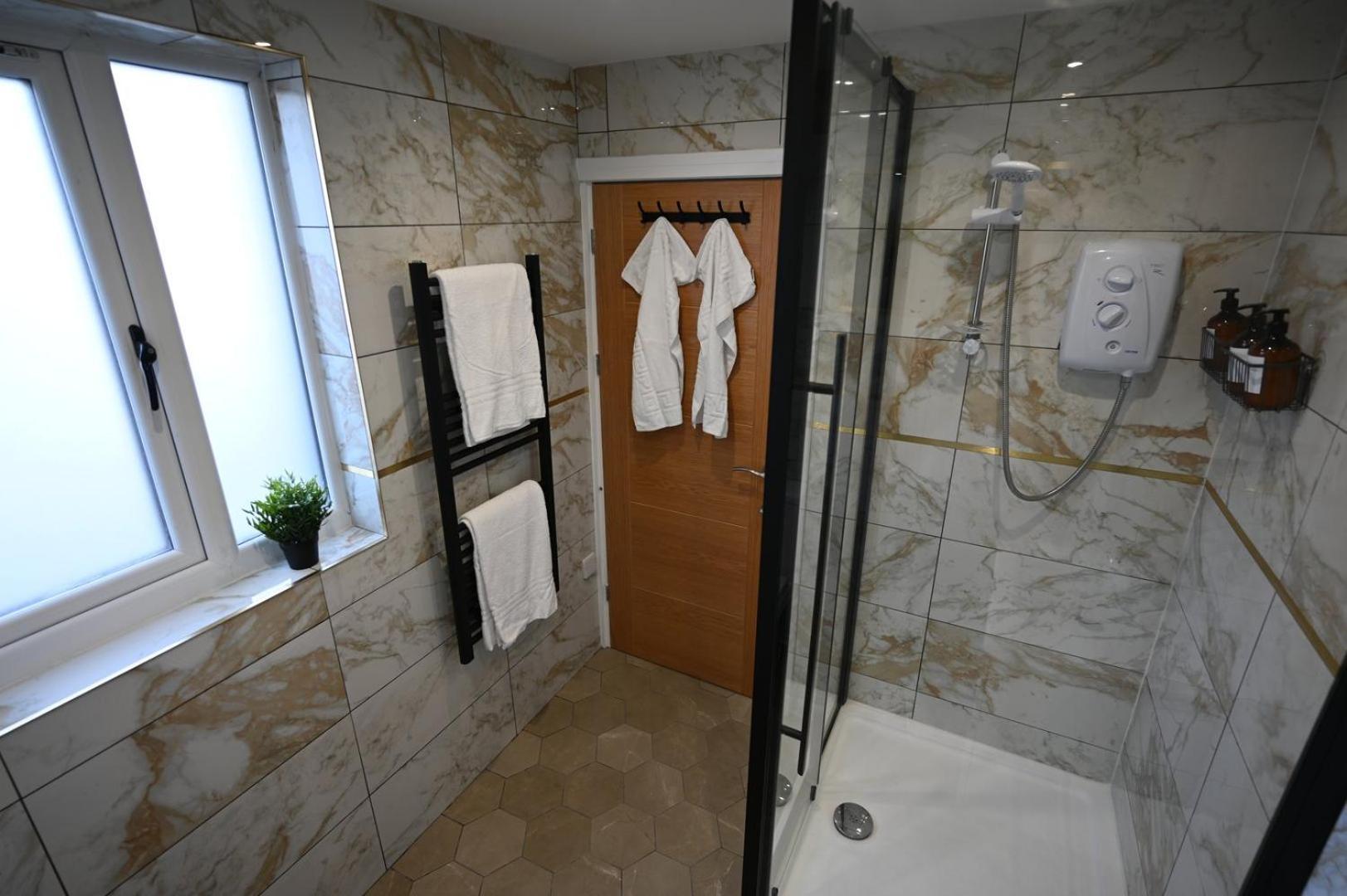 Luxury Two Bed Apartment - Cardiff City Centre מראה חיצוני תמונה